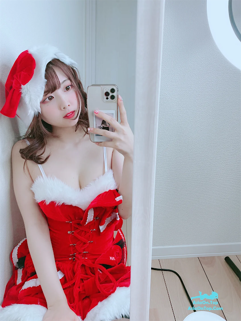 [Fantia] Tomiko (とみこ) – とみこサンタから自撮りのお届け🎅🏽🎄動画もあるよ | Fantia Tomiko (Tomiko) – Delivering Selfies from Tomiko Santa🎅🏽🎄 Videos Included Too